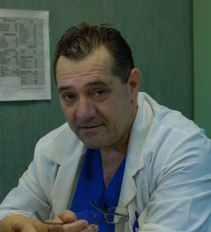 Д-р Христо Ценков &ndash; Специалист гръдна хирургия и мамология